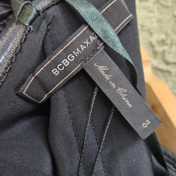 BCBGMaxAzria Gunmetal Floral One Shoulder Dress - Picture 10 of 13